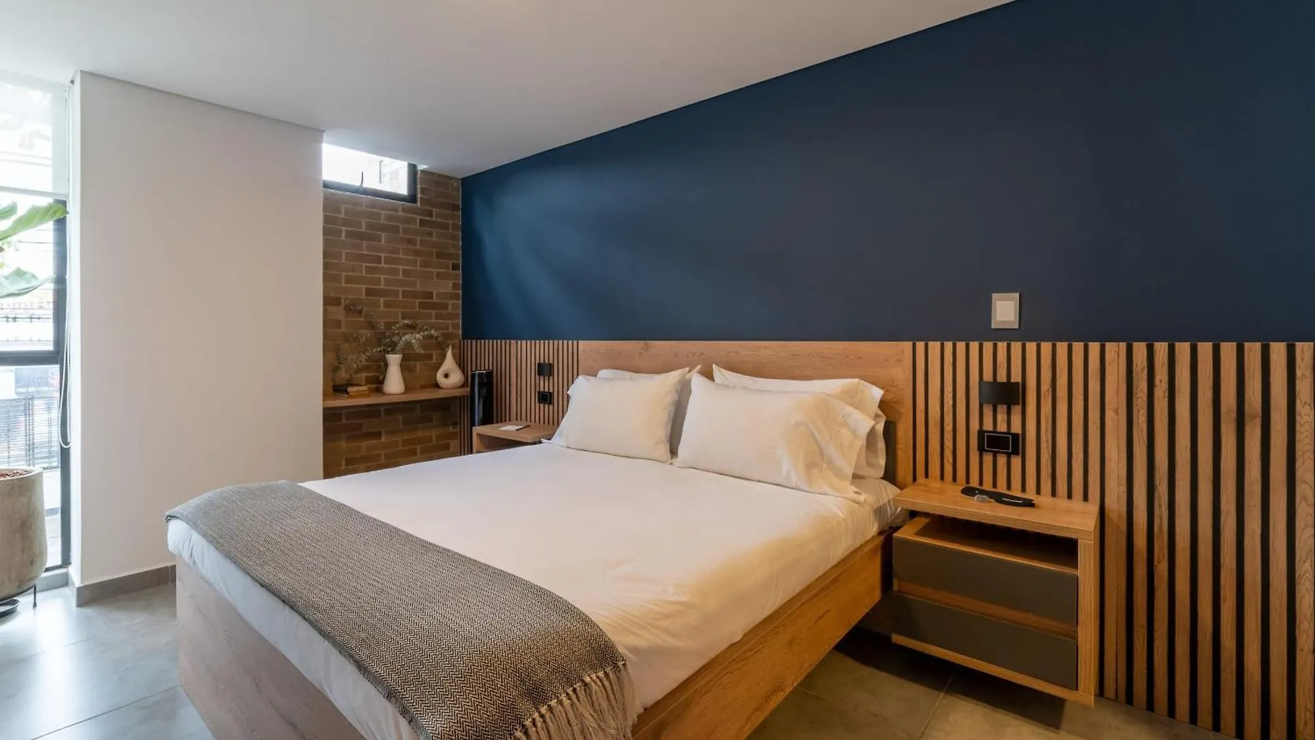 Extraordinary 2Br In Laureles Apartment Medellin Colombia